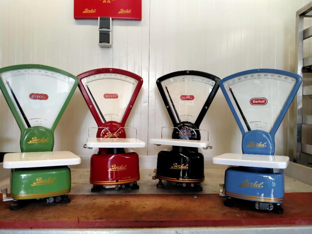 Berkel weegschaal evt met bijpassende snijmachine in kleur, Ophalen, Zo goed als nieuw