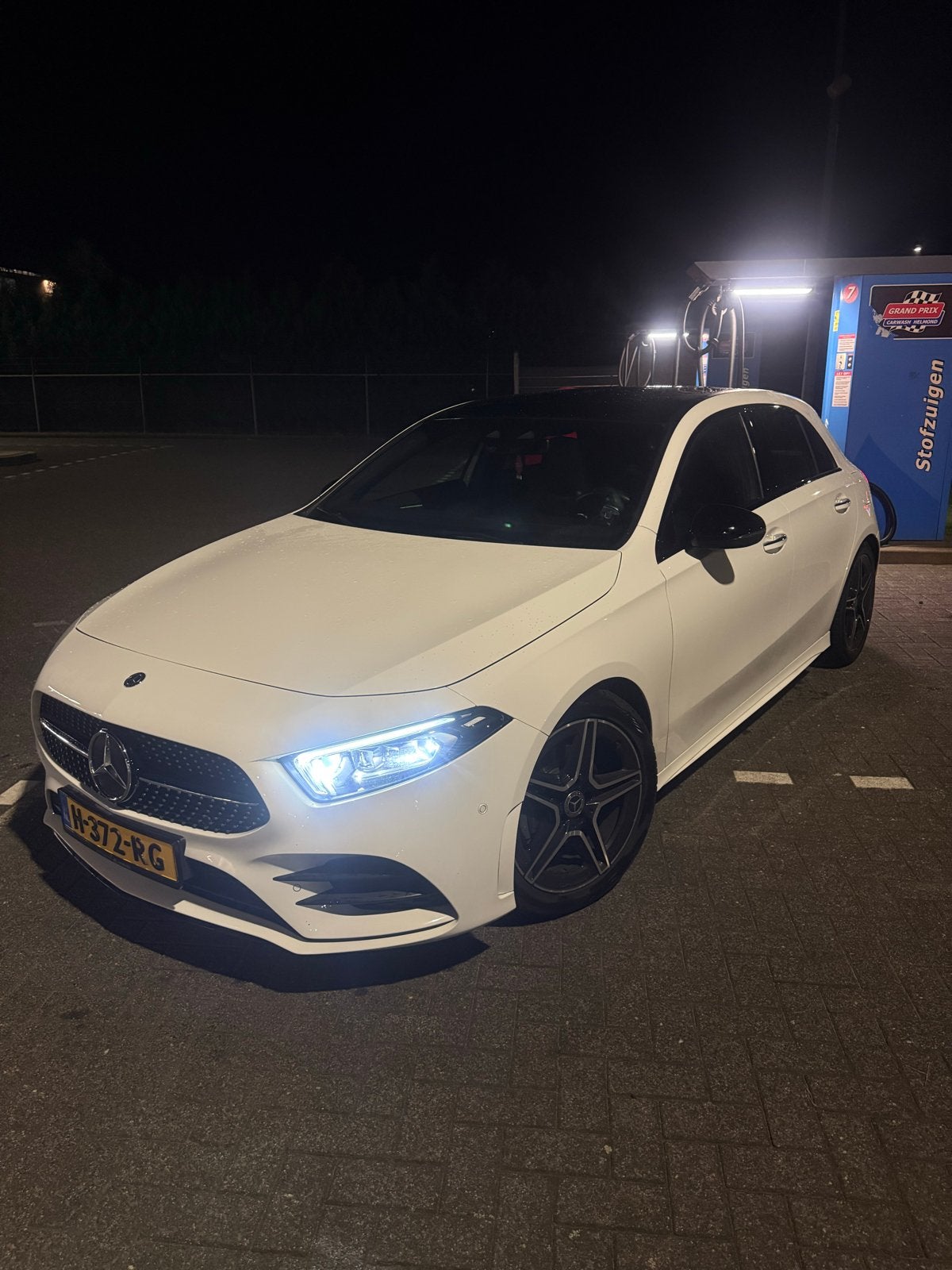 Mercedes-Benz A-Klasse A180 136pk 7G-DCT 2020 Wit, 136 pk, 680 kg, 4 cilinders, Wit
