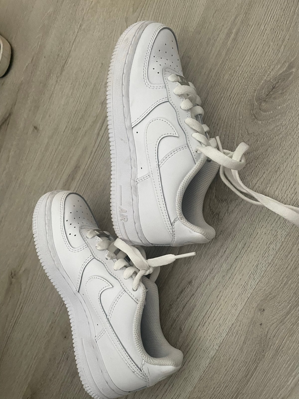Nike Air Force 1 sneakers wit - Maat 33.5, Ophalen of Verzenden, Gedragen, Wit, Sneakers of Gympen