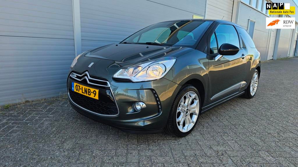 Citroen DS3 1.6 THP Sport Chic 156 PK + Leer + APK 05-2027, Euro 5, 15 km/l, Gebruikt, 49 €/maand