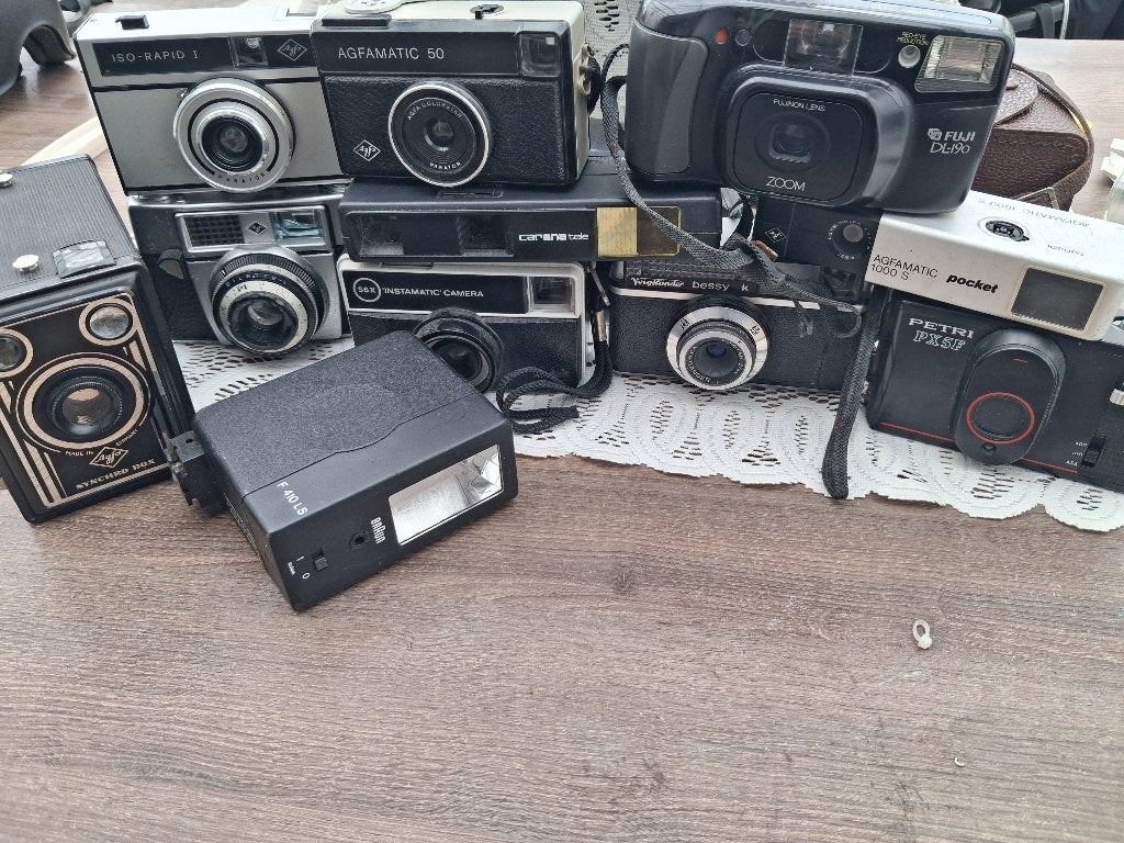 Lot oude fototoestellen, Verzenden, Zo goed als nieuw, Compact, Overige Merken