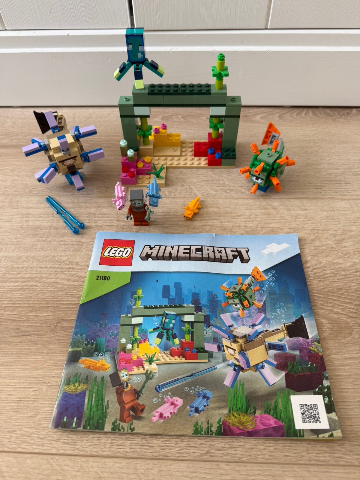 Lego Minecraft 21180, Minecraft, Lego, Ophalen of Verzenden, Zo goed als nieuw