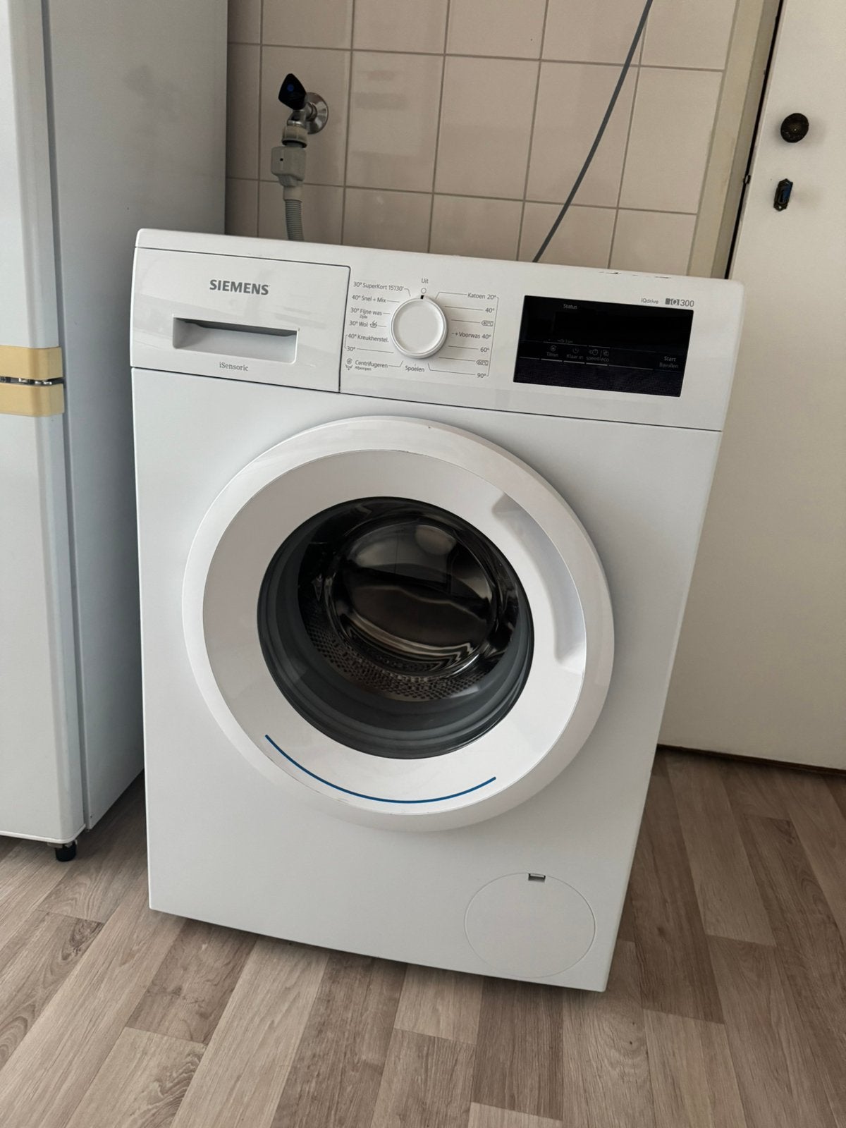 Wasmachine Siemens, Witgoed en Apparatuur, Ophalen, Zo goed als nieuw, 85 tot 90 cm, 1200 tot 1600 toeren