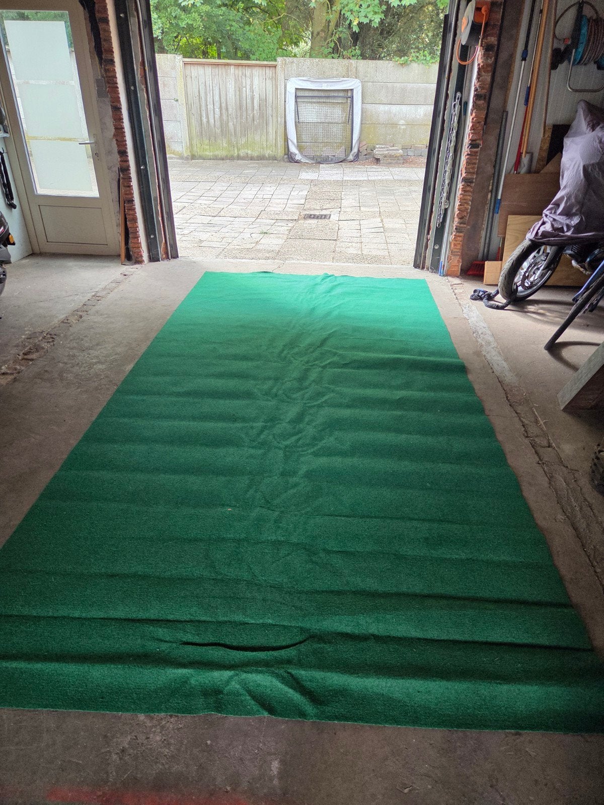 Groen kunstgras tapijt 2m x 4m, Ophalen of Verzenden, Gebruikt, Minder dan 10 m², Kunstgras