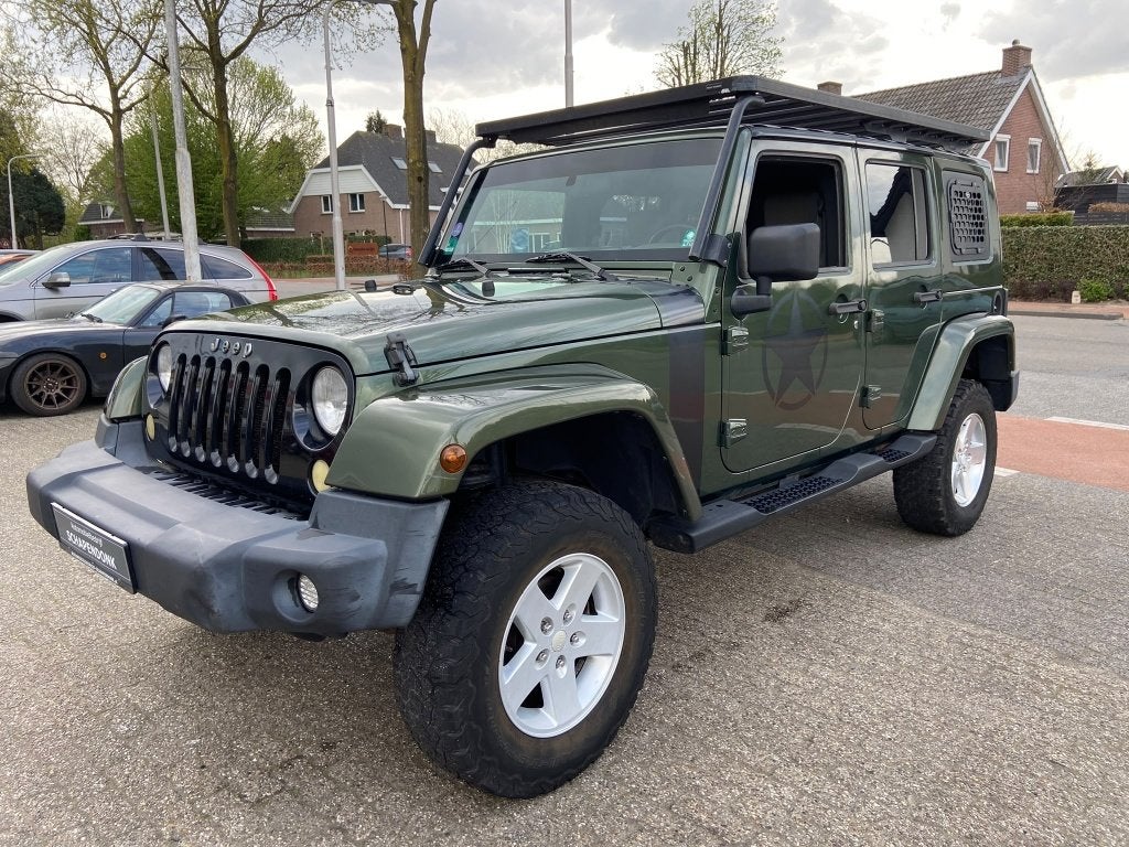 Jeep Wrangler Unlimited 3.8 Sport (bj 2008), Auto's, Jeep, 3778 cc, Gebruikt, Cabriolet, 120 €/maand