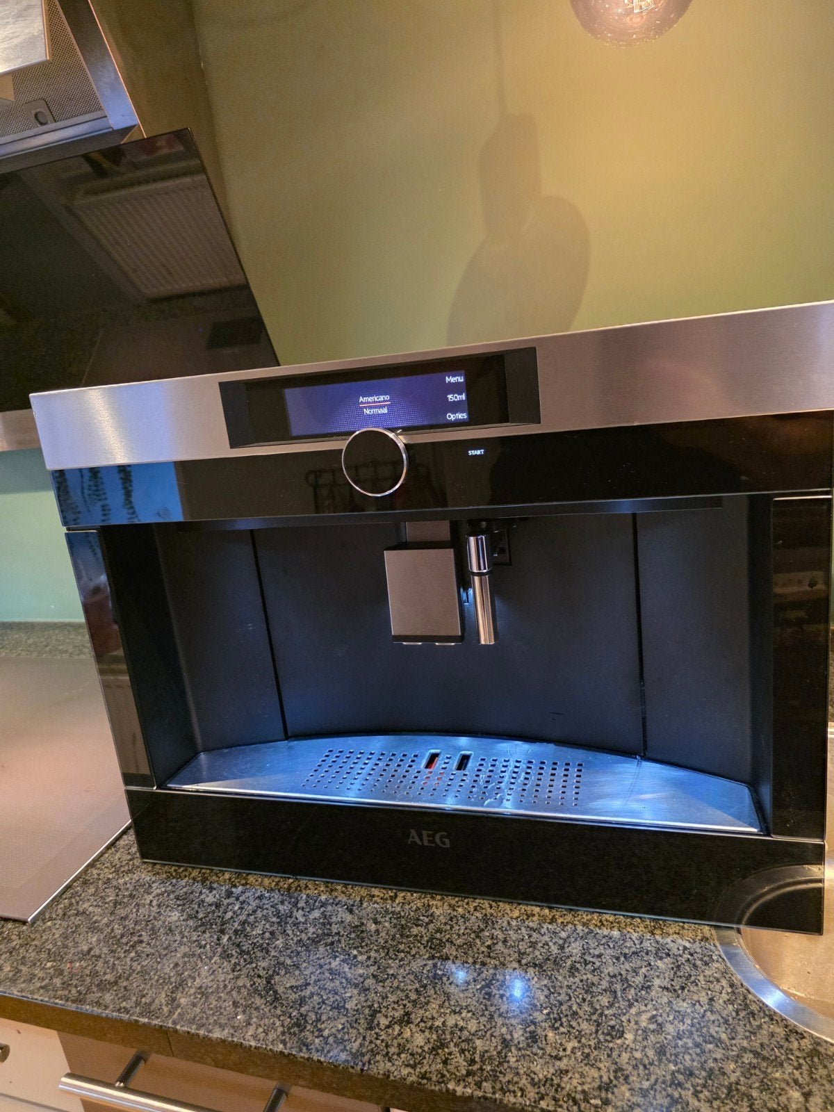 luxe aeg inbouwkoffiemachine, Ophalen, Afneembaar waterreservoir, Gebruikt, Koffiemachine