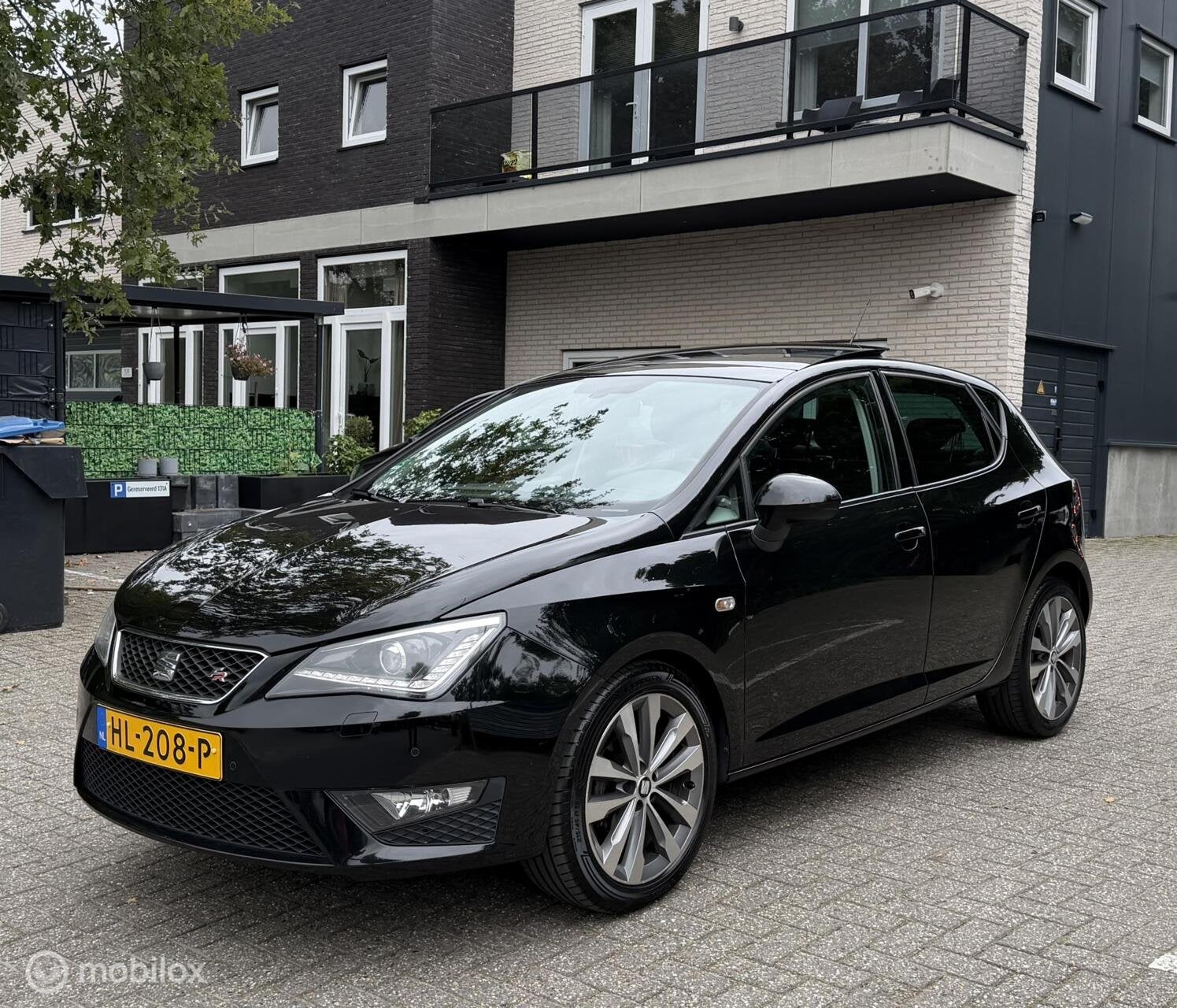 Seat Ibiza SC 1.0 EcoTSI FR Connect Dealer onderhouden Apk, Auto's, Voorwielaandrijving, Euro 6, 995 kg, Origineel Nederlands