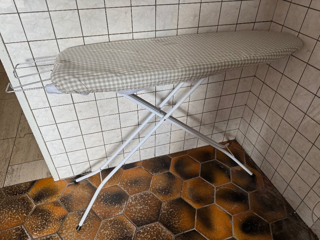 strijktafel, Ophalen, Gebruikt