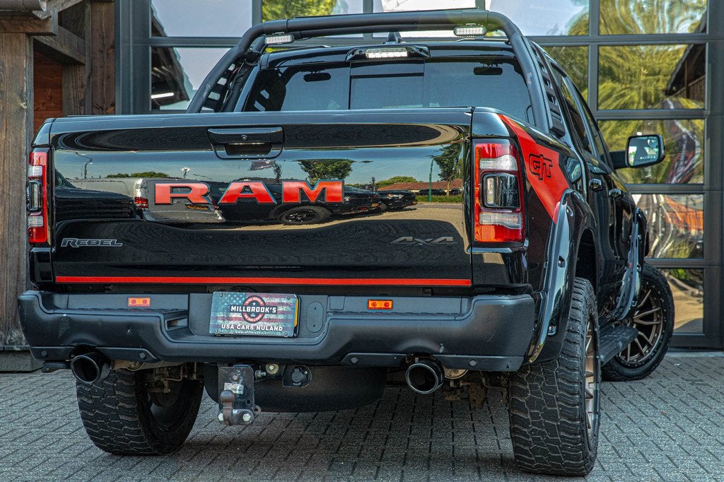 RAM Ram 1500 V8 rebel GT Etorq !UNIEK! | 1700 km rijbereik |, Auto's, Gebruikt, 5654 cc, 402 pk, Zwart