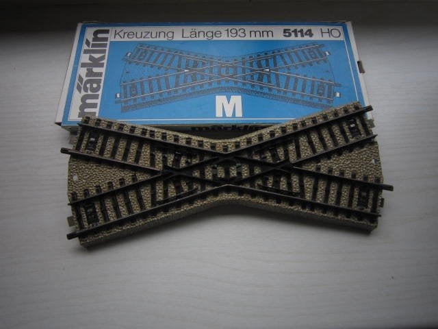 Marklin m-rails kruispunt 5114., Hobby en Vrije tijd, Wisselstroom, Gebruikt, Rails, Ophalen of Verzenden
