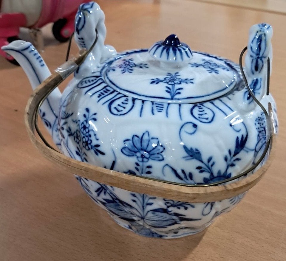 Antieke Delfts Blauwe Theepot met Bamboe Handvat, Ophalen