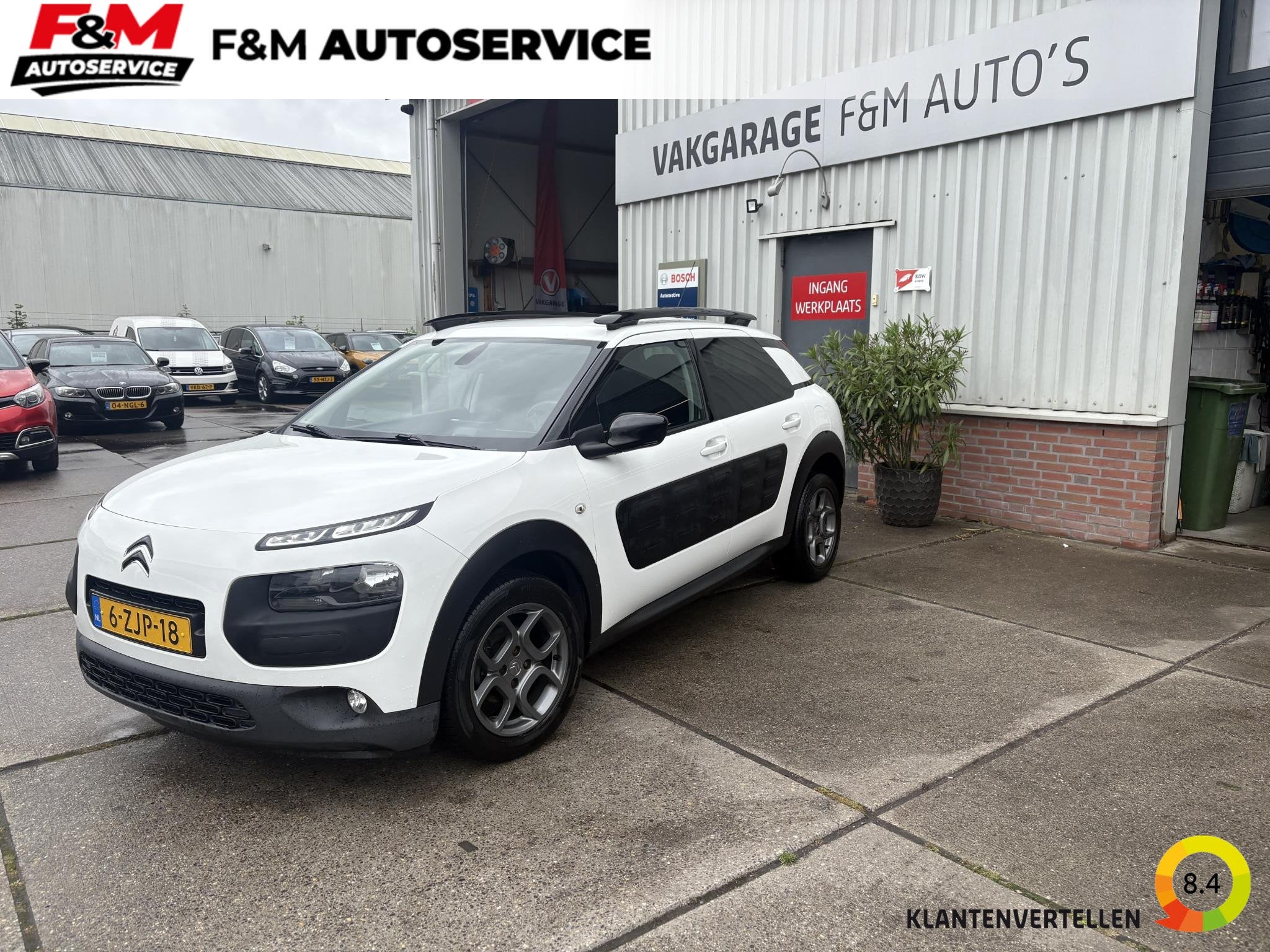 Citroen C4 Cactus 1.2 PureTech Shine Clima, camera, trekhaak, Auto's, Stof, Euro 6, 1199 cc, 995 kg