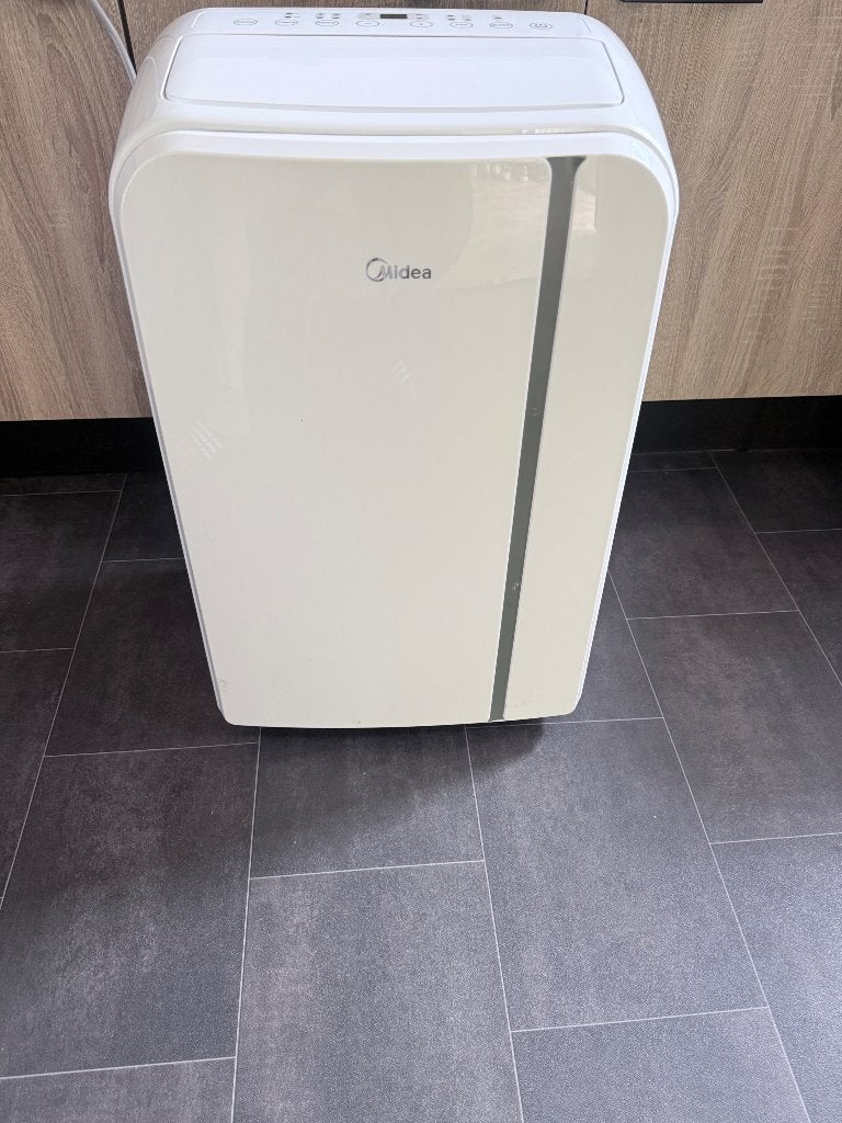 Nieuwe Midea mobiele airconditioner – 9000 BTU, Witgoed en Apparatuur, Ophalen, Timer, Nieuw, 3 snelheden of meer