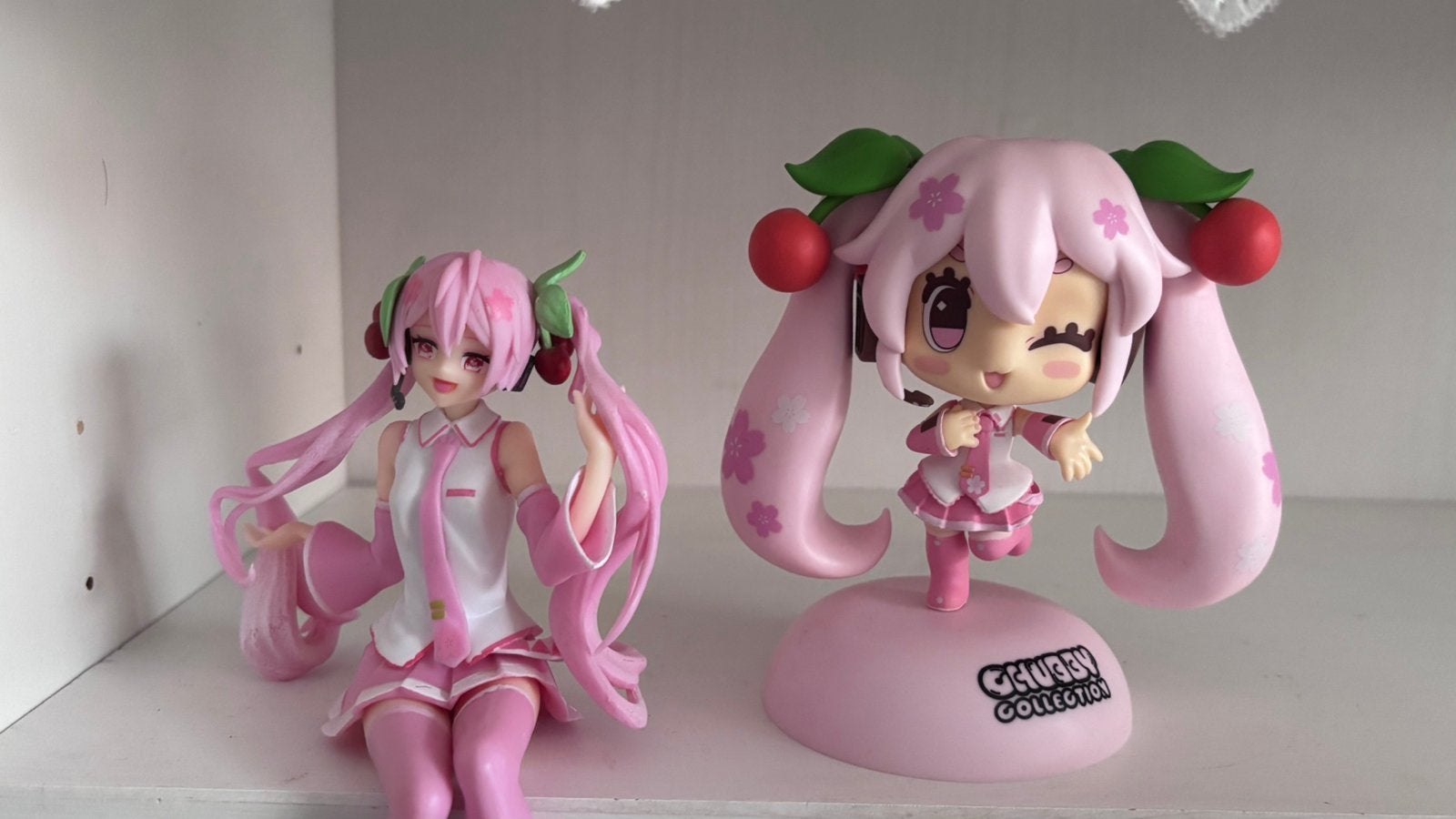2 miku figures, 1 speler, Ophalen of Verzenden, Zo goed als nieuw, Vanaf 3 jaar