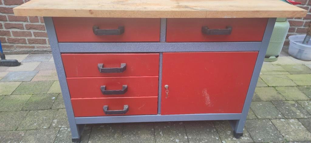 Mooie werkbank met lades en kastje, Doe-het-zelf en Verbouw, Werkbanken, Ophalen of Verzenden, Gebruikt, 70 tot 120 cm