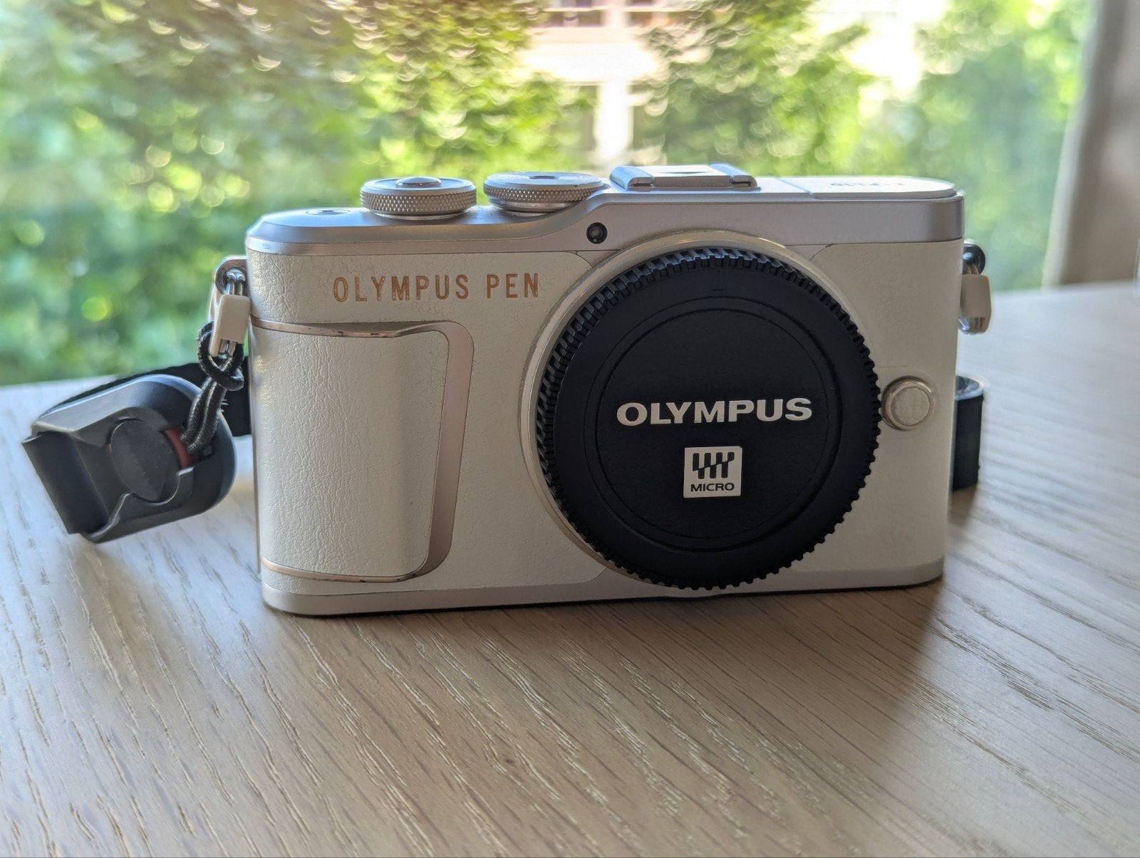 Olympus Pen E-PL10 (Silver), Audio, Tv en Foto, Fotocamera's Digitaal, Gebruikt, Compact, Ophalen of Verzenden, Olympus