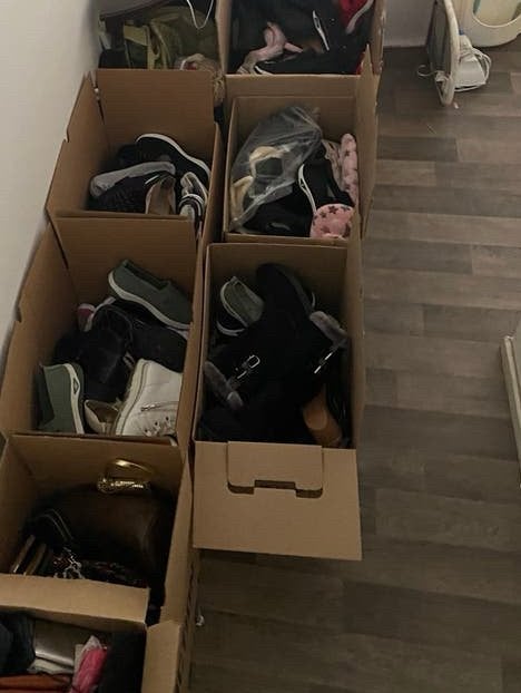 Partij Kleding & Schoenen: 25 Zakken (Groot Deel NIEUW!), Ophalen of Verzenden, Zo goed als nieuw