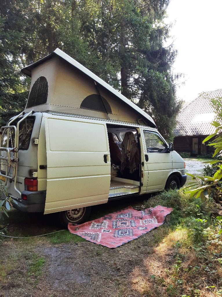 Volkswagen Camperbus 1998 Wit incl. hefdak, Auto's, Volkswagen, Voorwielaandrijving, 1620 kg, Stof, Trekhaak