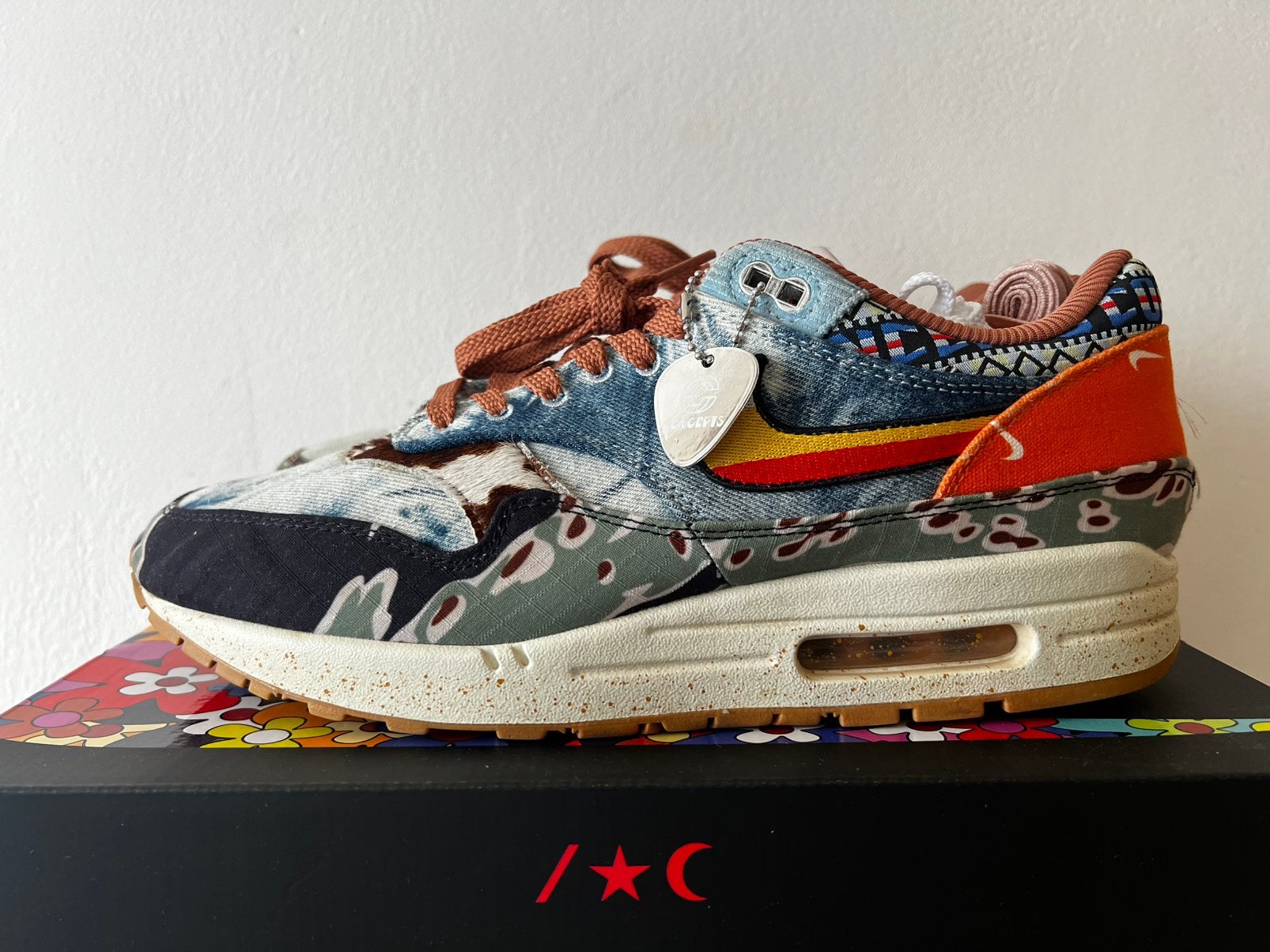 Nike Air Max 1 xConcepts Heavy 45,5, Ophalen of Verzenden, Zo goed als nieuw
