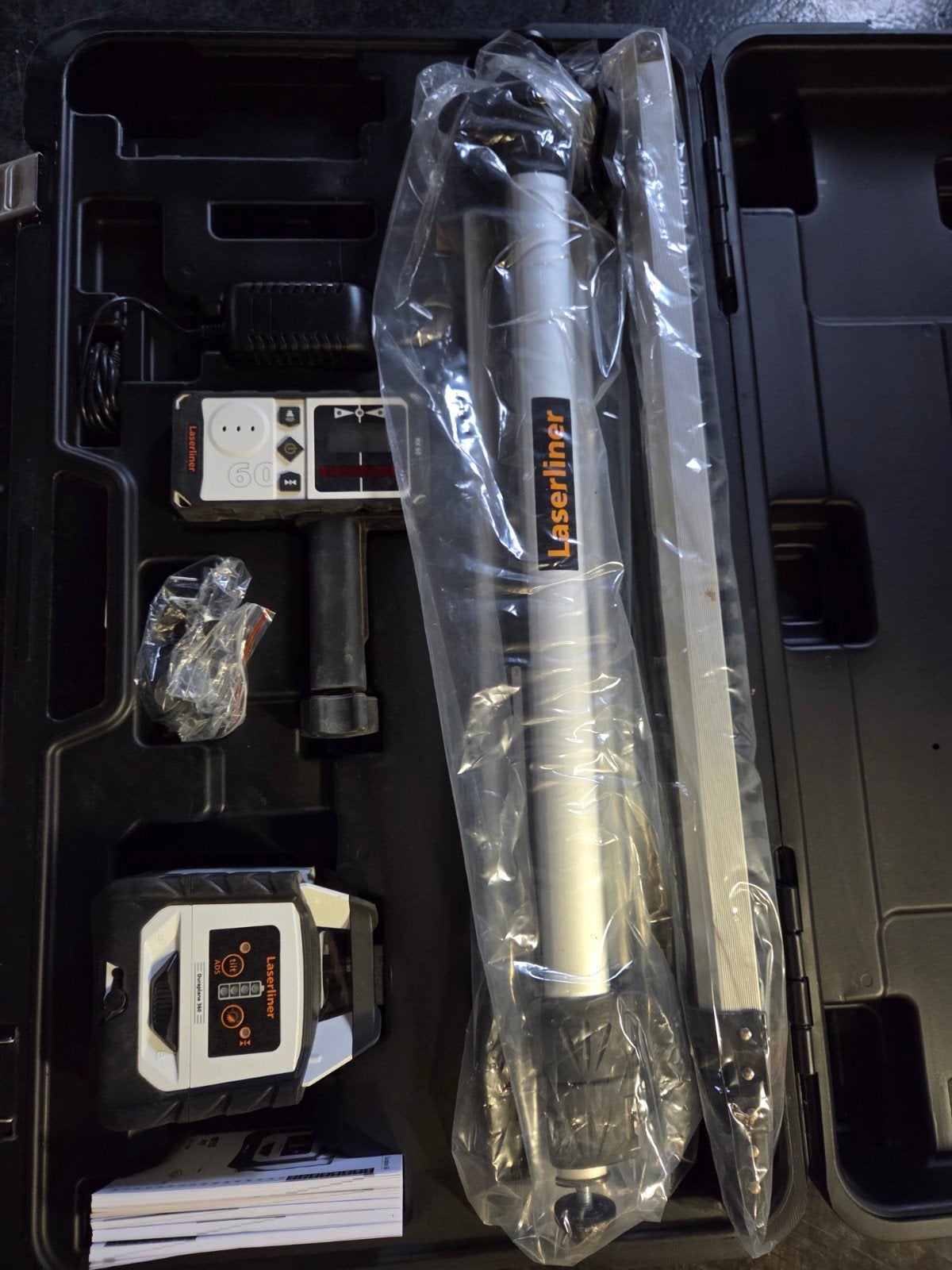 Waterpas instrument Laserliner Rotatielaser met ontvanger en, Doe-het-zelf en Verbouw, Meetapparatuur, Ophalen, Zo goed als nieuw