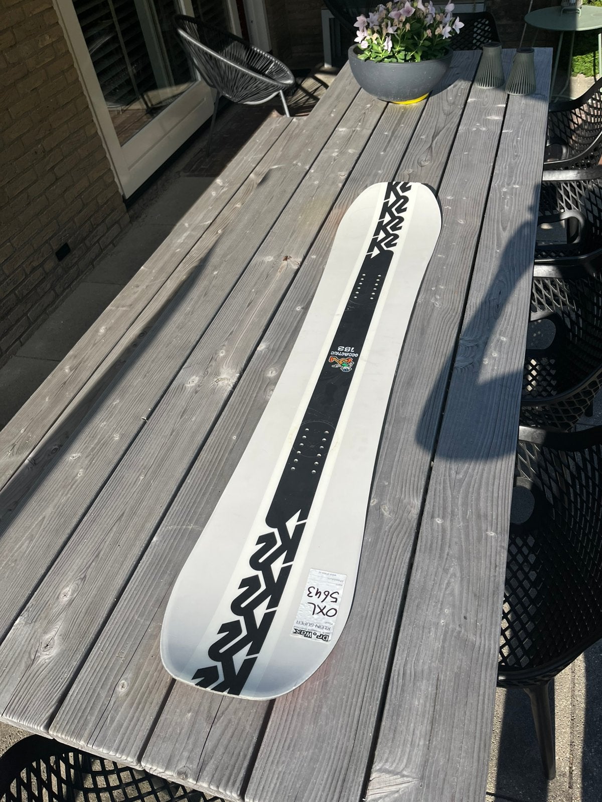 K2 geometric 2022 152cm camber, Sport en Fitness, Snowboarden, Ophalen, Zo goed als nieuw, Board