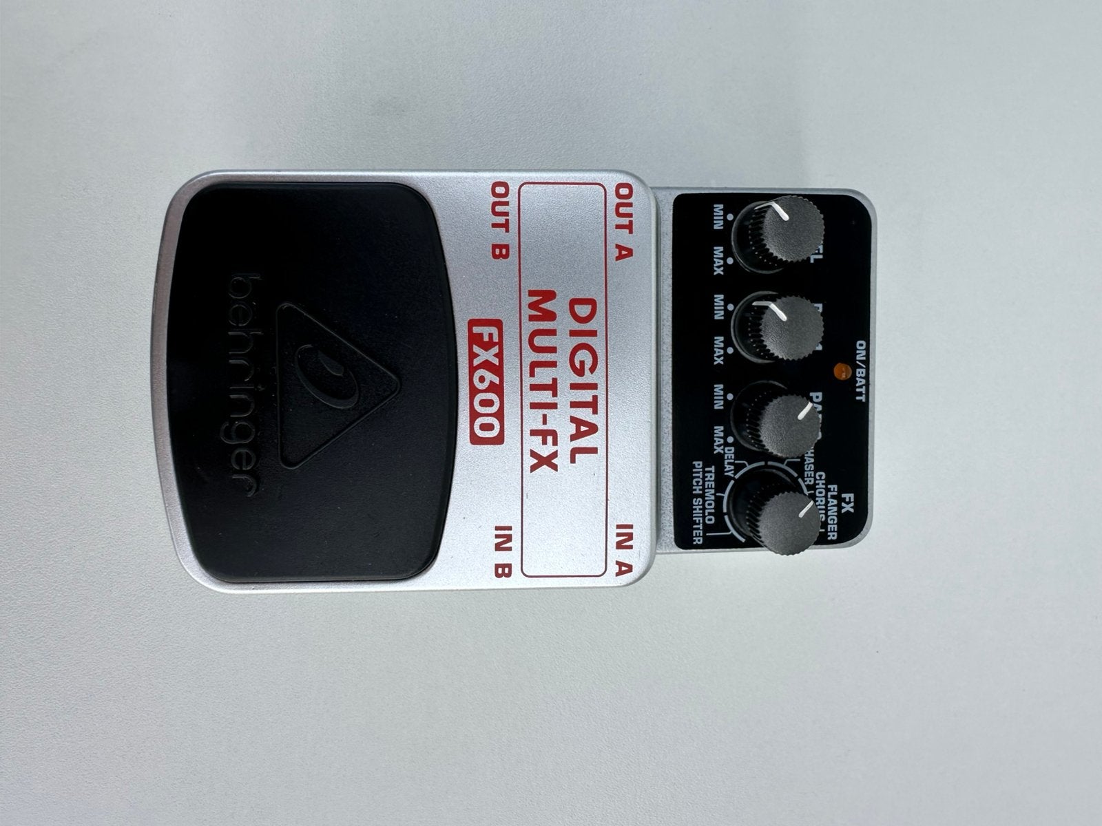Behringer FX600 Digital Multi-FX effectpedaal – nieuwstaat, Muziek en Instrumenten, Effecten, Ophalen of Verzenden, Zo goed als nieuw