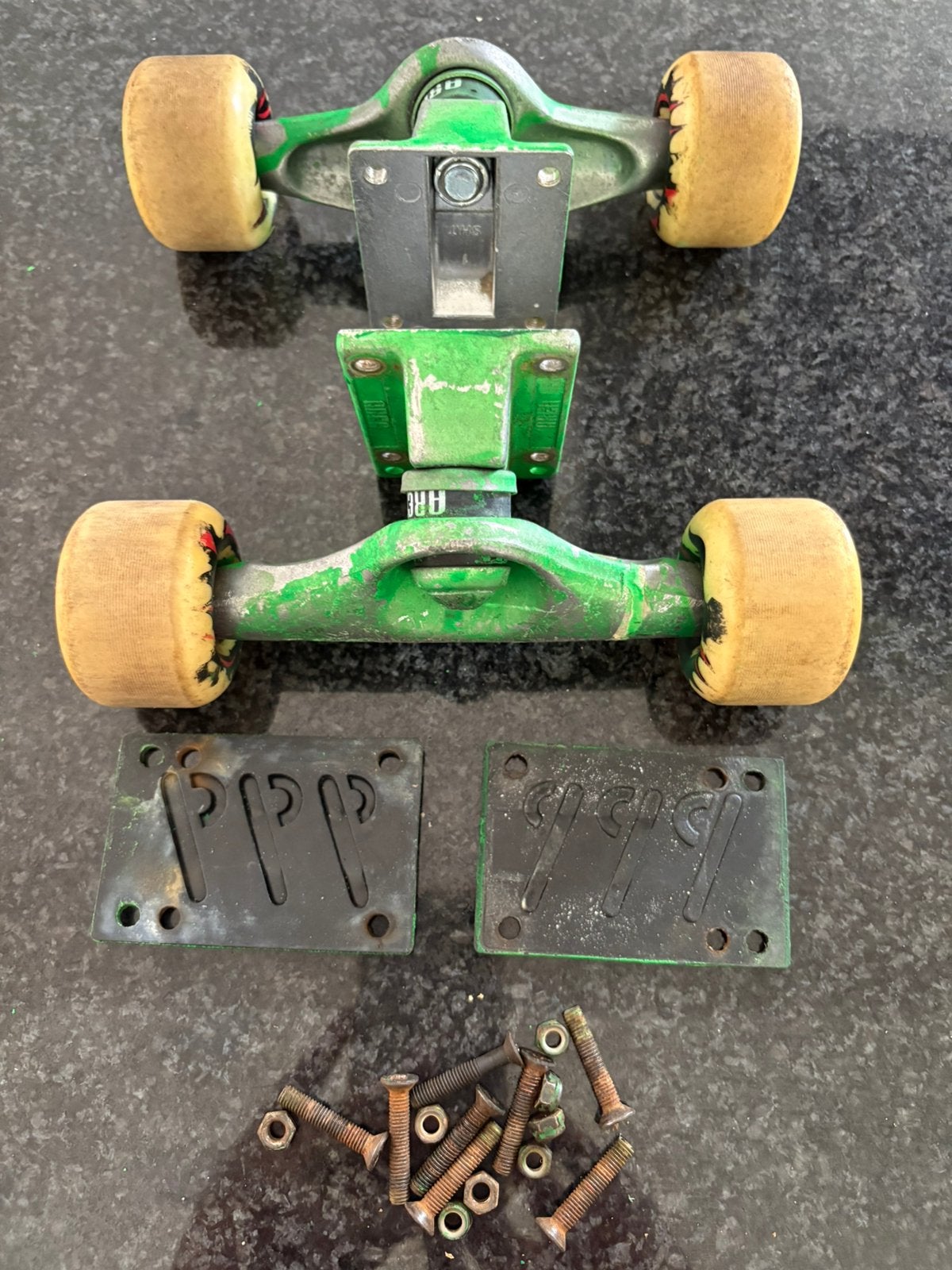 Skateboard wielen en bevestigingsset, Ophalen, Gebruikt