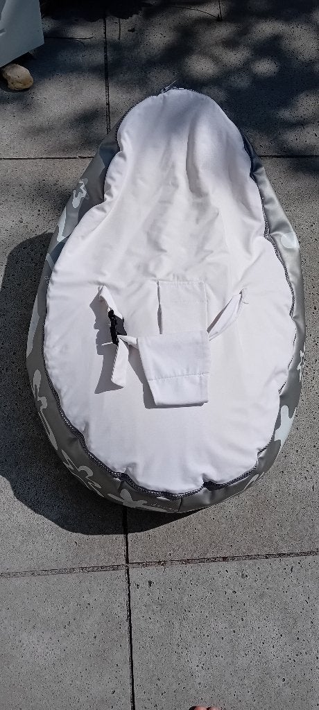Doomoo Seat - zitzak baby, Kinderen en Baby's, Wipstoeltjes, Ophalen of Verzenden, Gebruikt, Met gordel(s) of riempje(s)