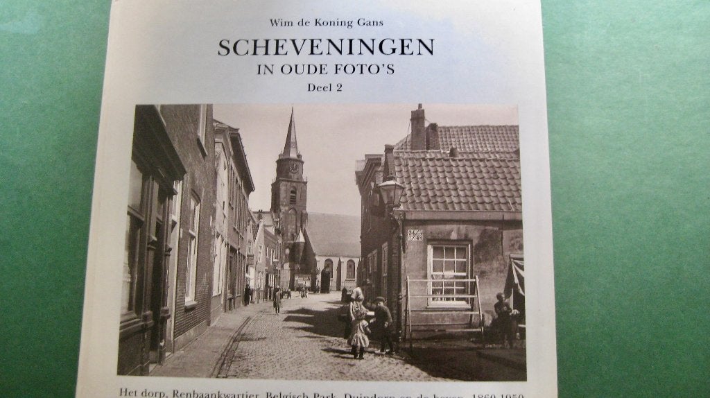 Scheveningen in oude foto’s deel 2, Boeken, Ophalen of Verzenden, 20e eeuw of later, Gelezen