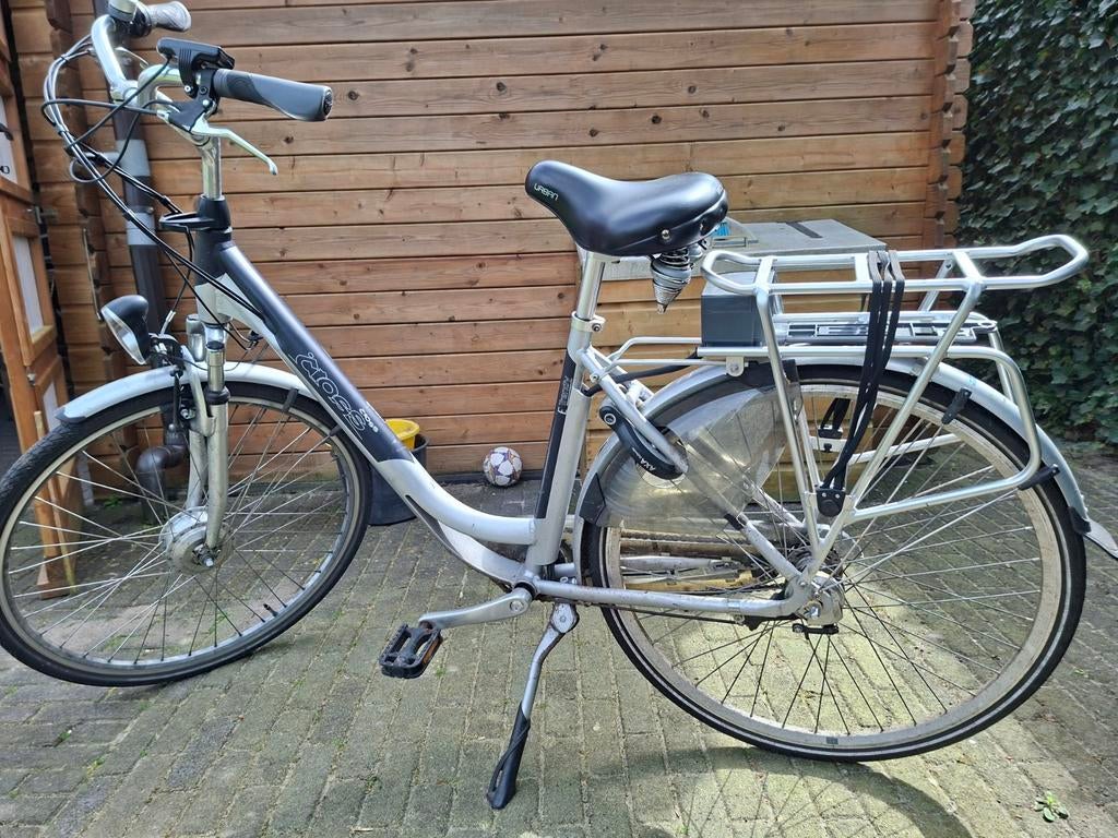 Elektrische fiets met defecte accu, Ophalen of Verzenden