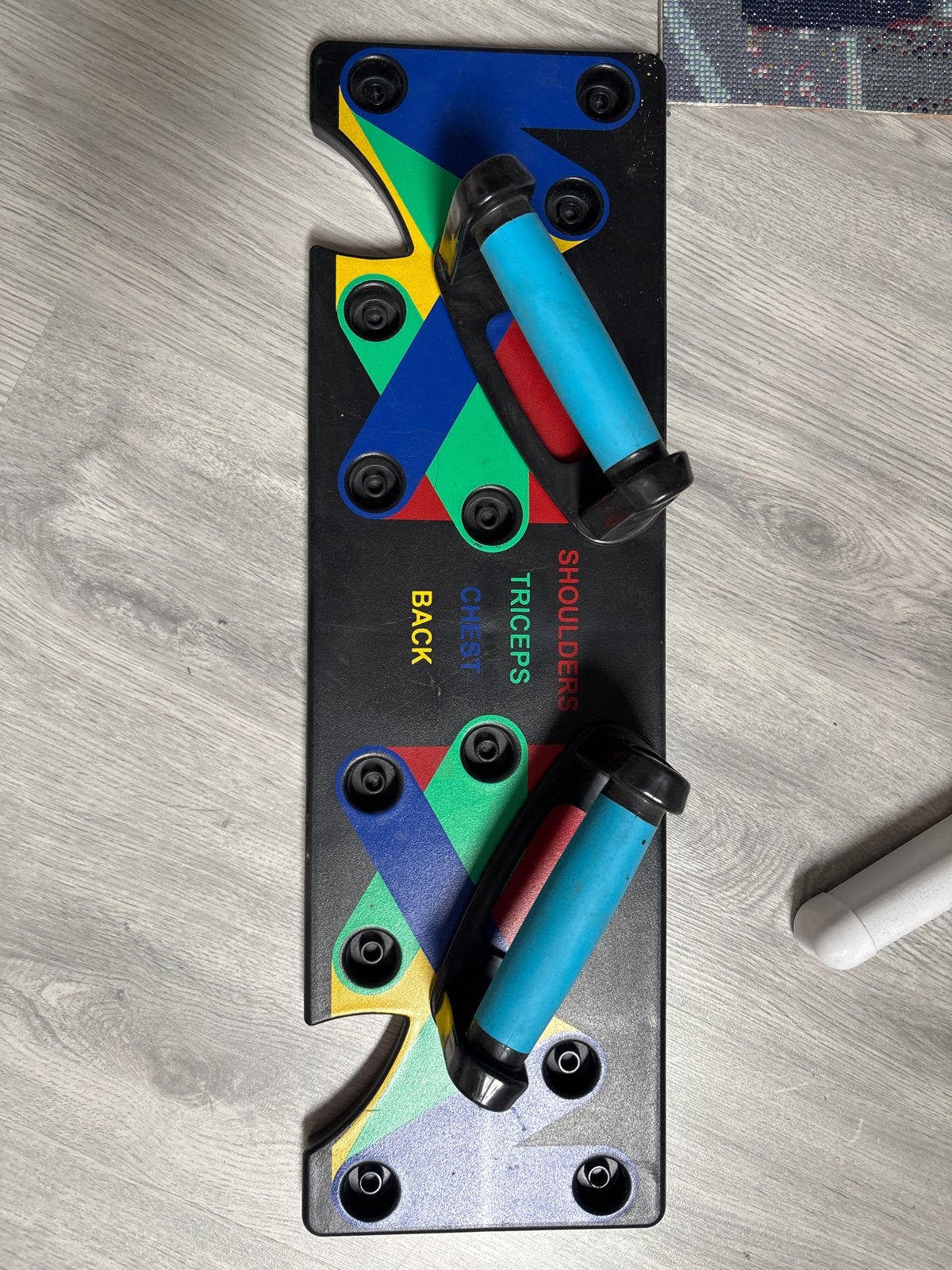 Push-up Board met Kleurcodes voor Diverse Spiergroepen, Sport en Fitness, Ophalen, Gebruikt, Borst, Push-up steun