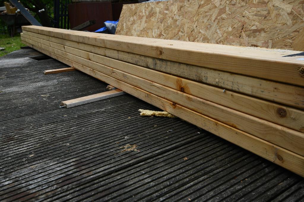 houten balken, Doe-het-zelf en Verbouw, Hout en Planken, Ophalen, 25 tot 50 mm, Zo goed als nieuw, 300 cm of meer