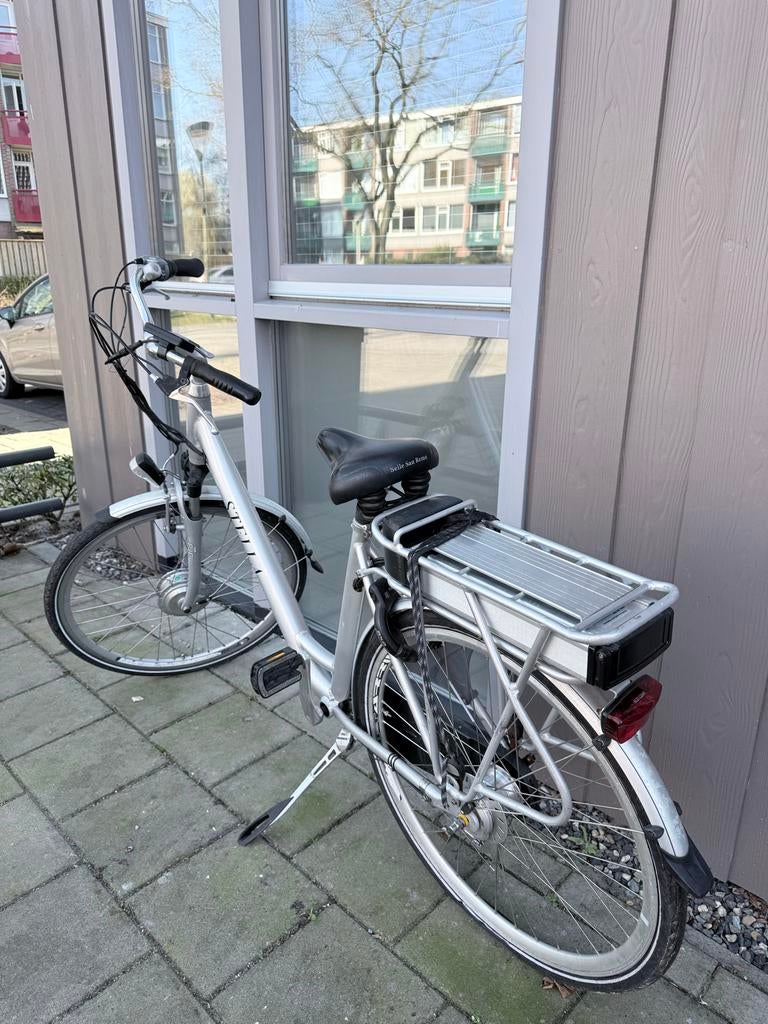 Stella fiets voor onderdelen (zonder accu), Fietsen en Brommers, Elektrische fietsen, Ophalen of Verzenden, Gebruikt