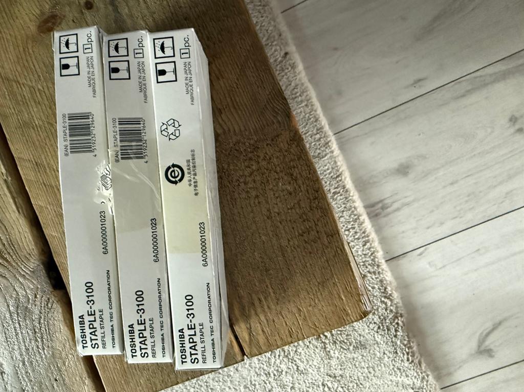 3 volle doosjes toshiba staples, Computers en Software, Printers, Ophalen of Verzenden