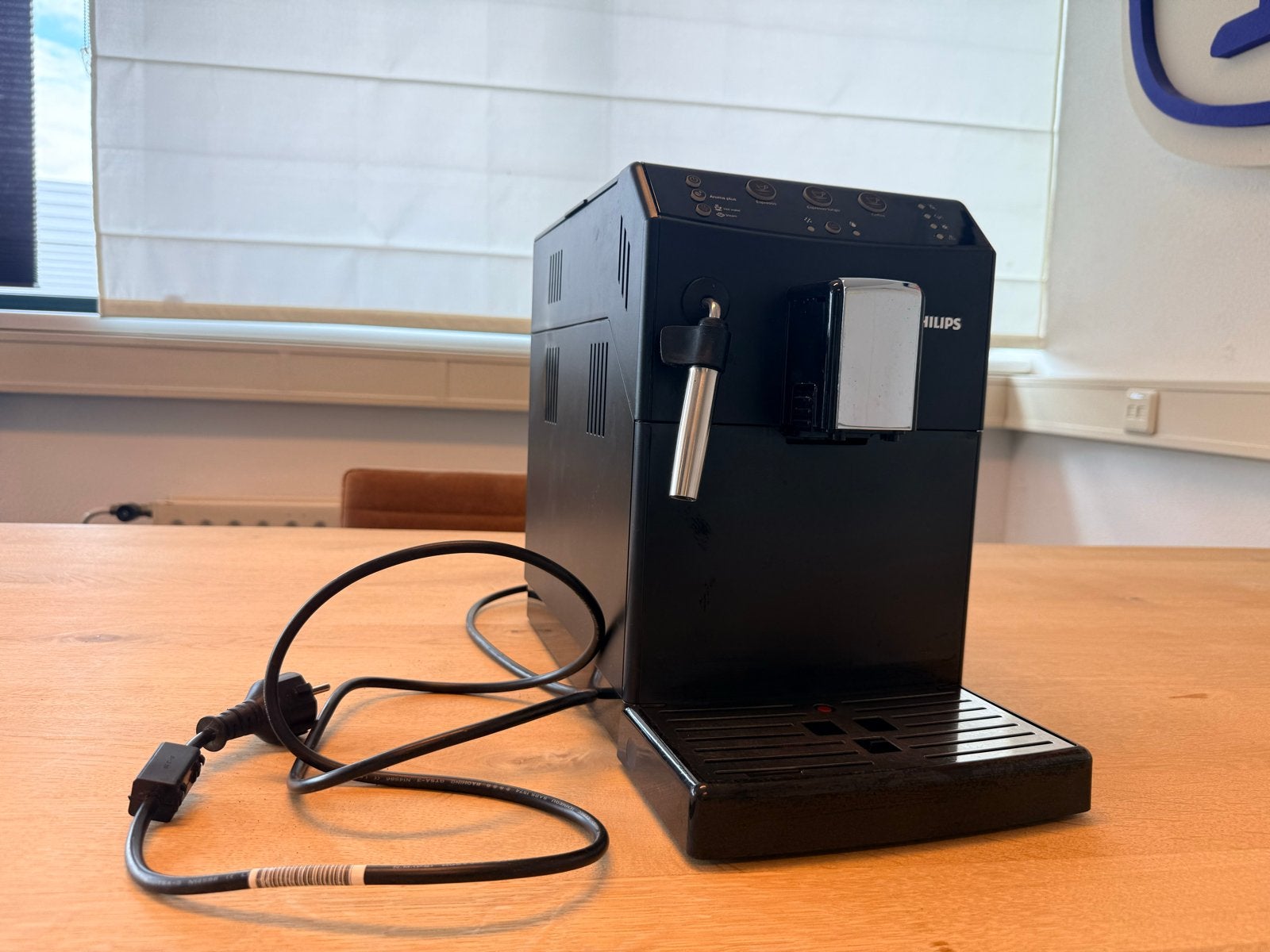 Philips 3000 serie HD8827 volautomatische koffiemachine, Ophalen, Afneembaar waterreservoir, Gebruikt, Koffiemachine
