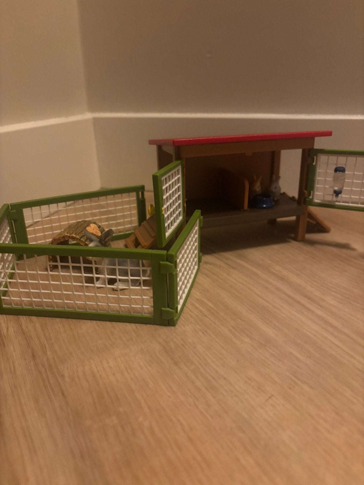 Konijnen hok schleich, Ophalen, Zo goed als nieuw
