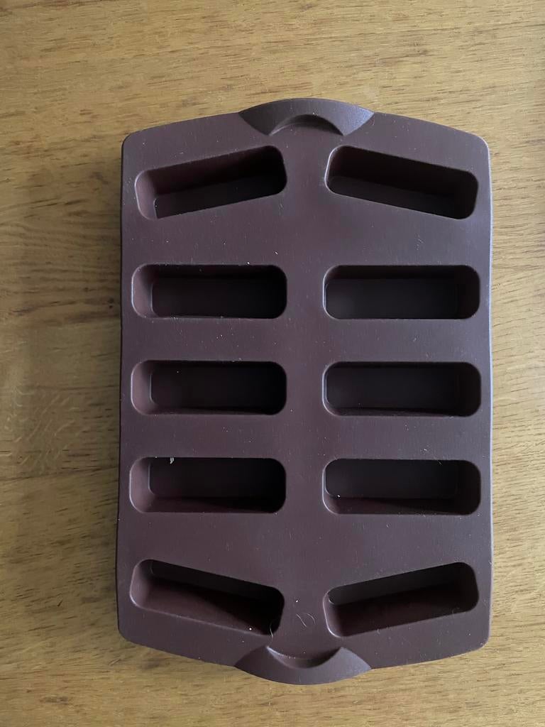 Nieuwe Tupperware siliconen mini cake vorm, Ophalen of Verzenden, Nieuw, Bruin, Overige typen