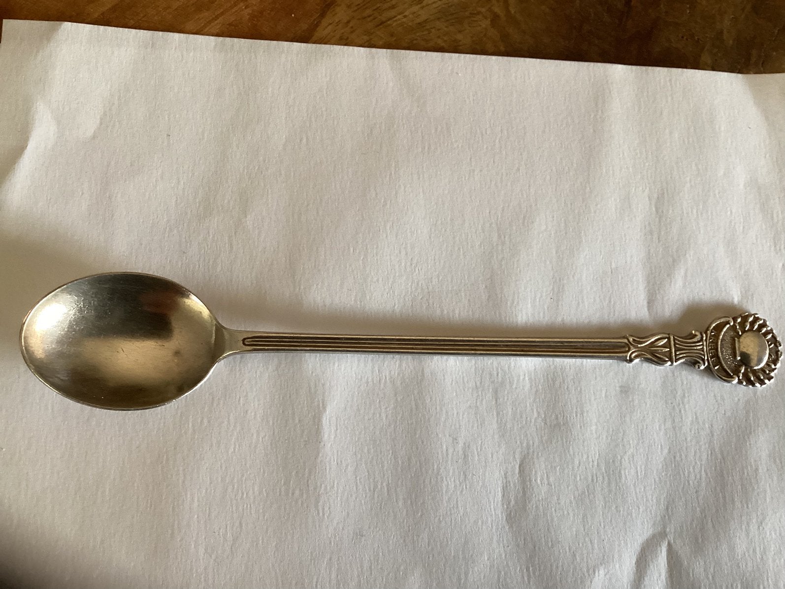VINTAGE   THEELEPELTJE  MET  AFBEELDING  VAN  EEN  KREEFT, Gebruikt, Verzilverd, Ophalen of Verzenden, Metaal