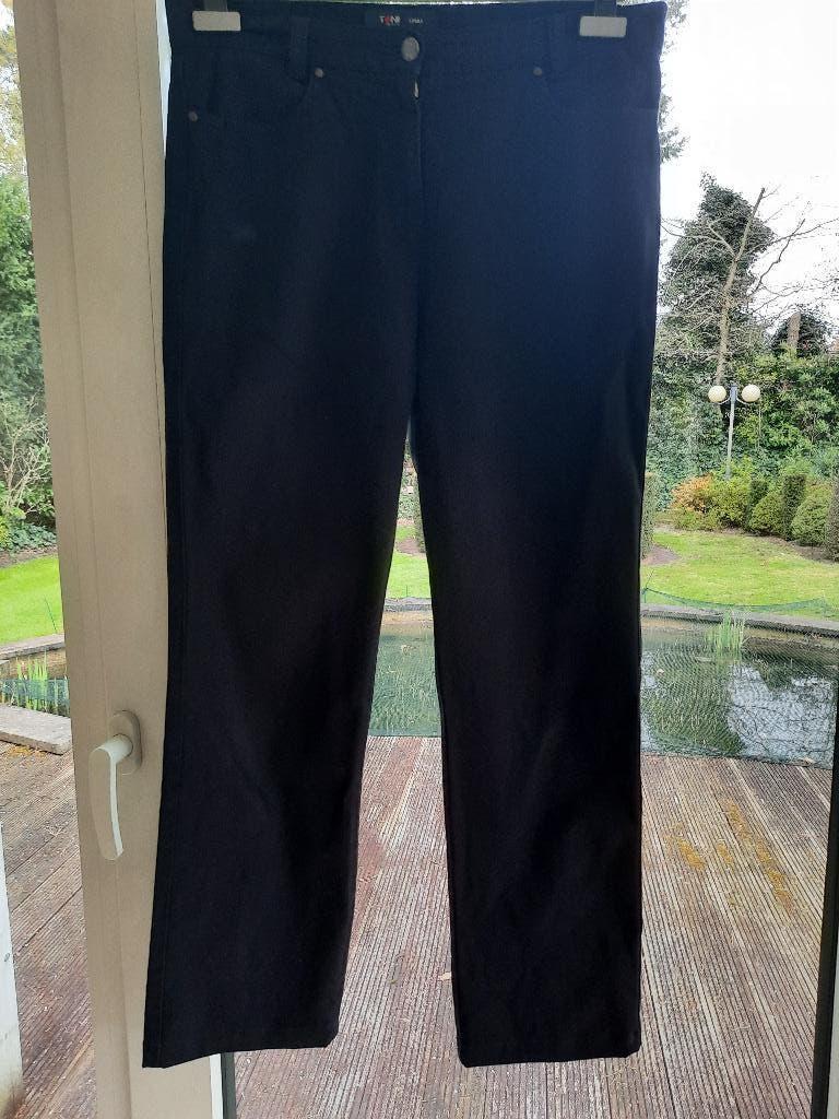 Toffe broek TONI Sport - 42, Kleding | Dames, Zwart, Maat 42/44 (L), Ophalen of Verzenden, Zo goed als nieuw
