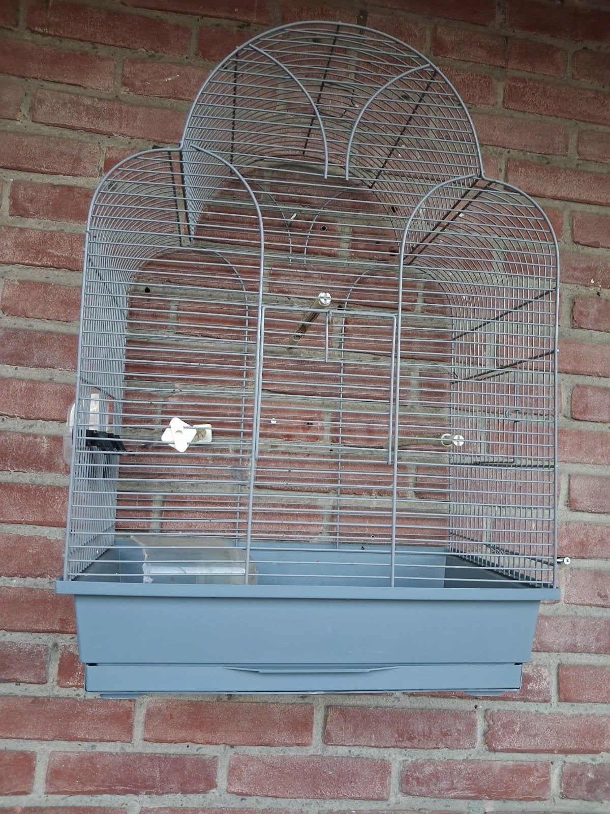 2 gebruikte vogelkooien te koop, Dieren en Toebehoren, Ophalen, Gebruikt, Kunststof, Vogelkooi