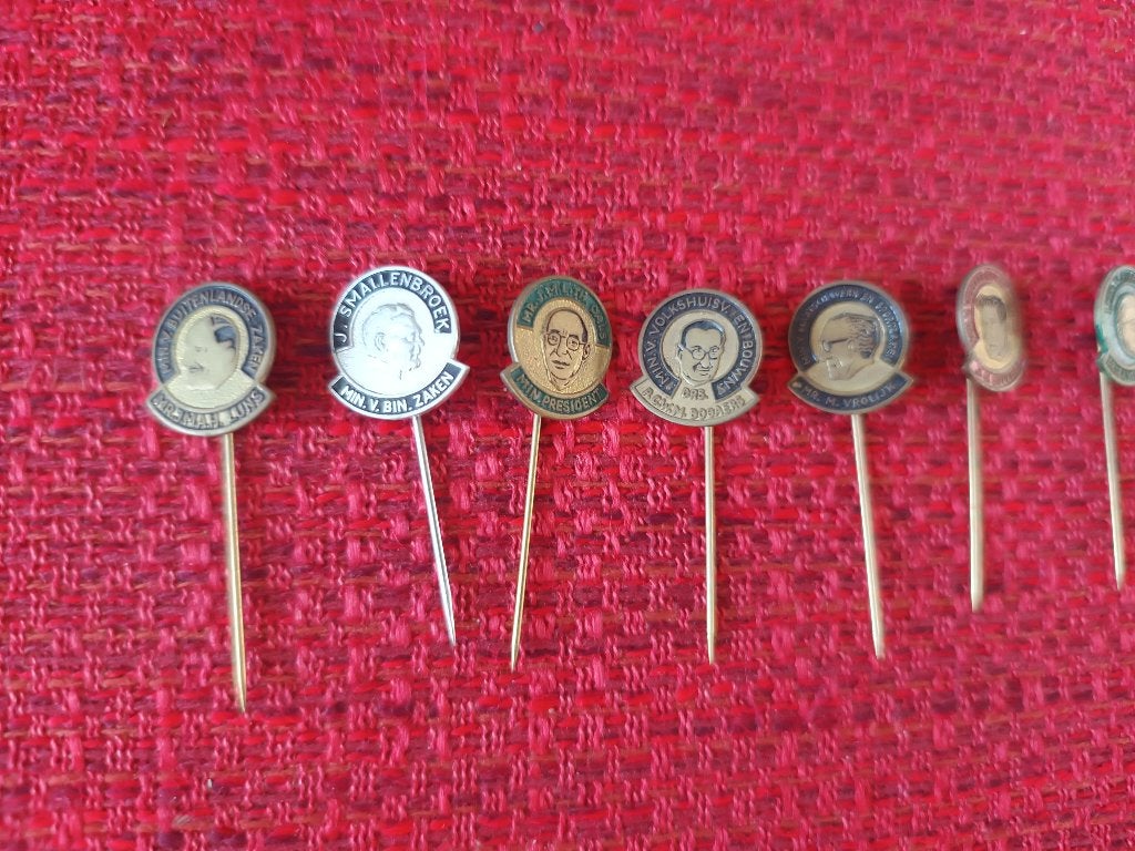 Speldjes historische politic, Ophalen of Verzenden, Gebruikt, Overige onderwerpen, Speldje of Pin
