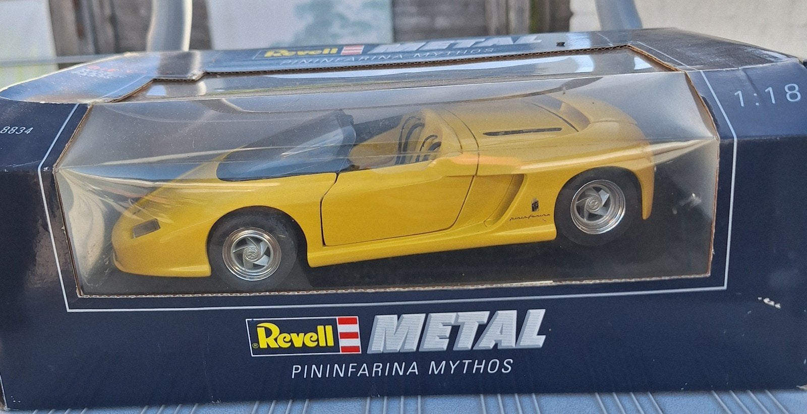 revell ferrari mythos, Ophalen of Verzenden, Zo goed als nieuw, Auto, Revell