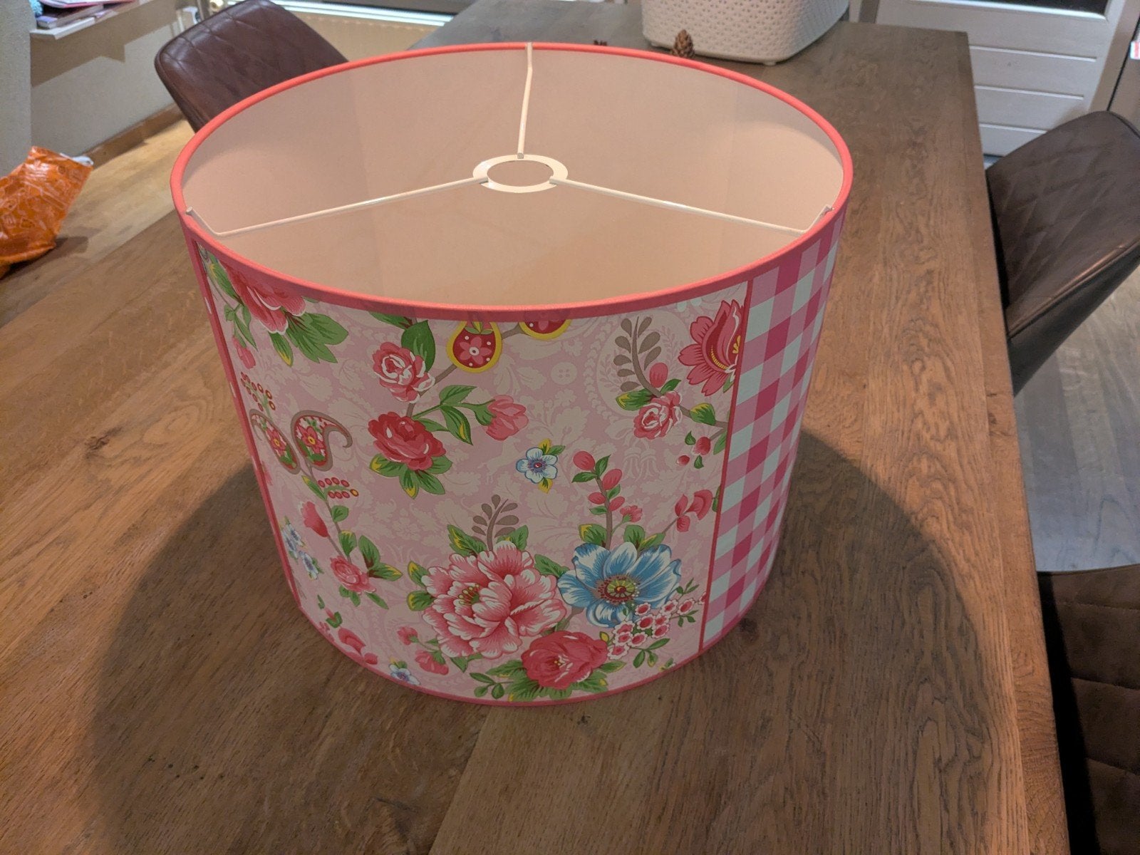 Roze geruite lampenkap met bloemenprint, Ophalen, Rond, Zo goed als nieuw, Textiel