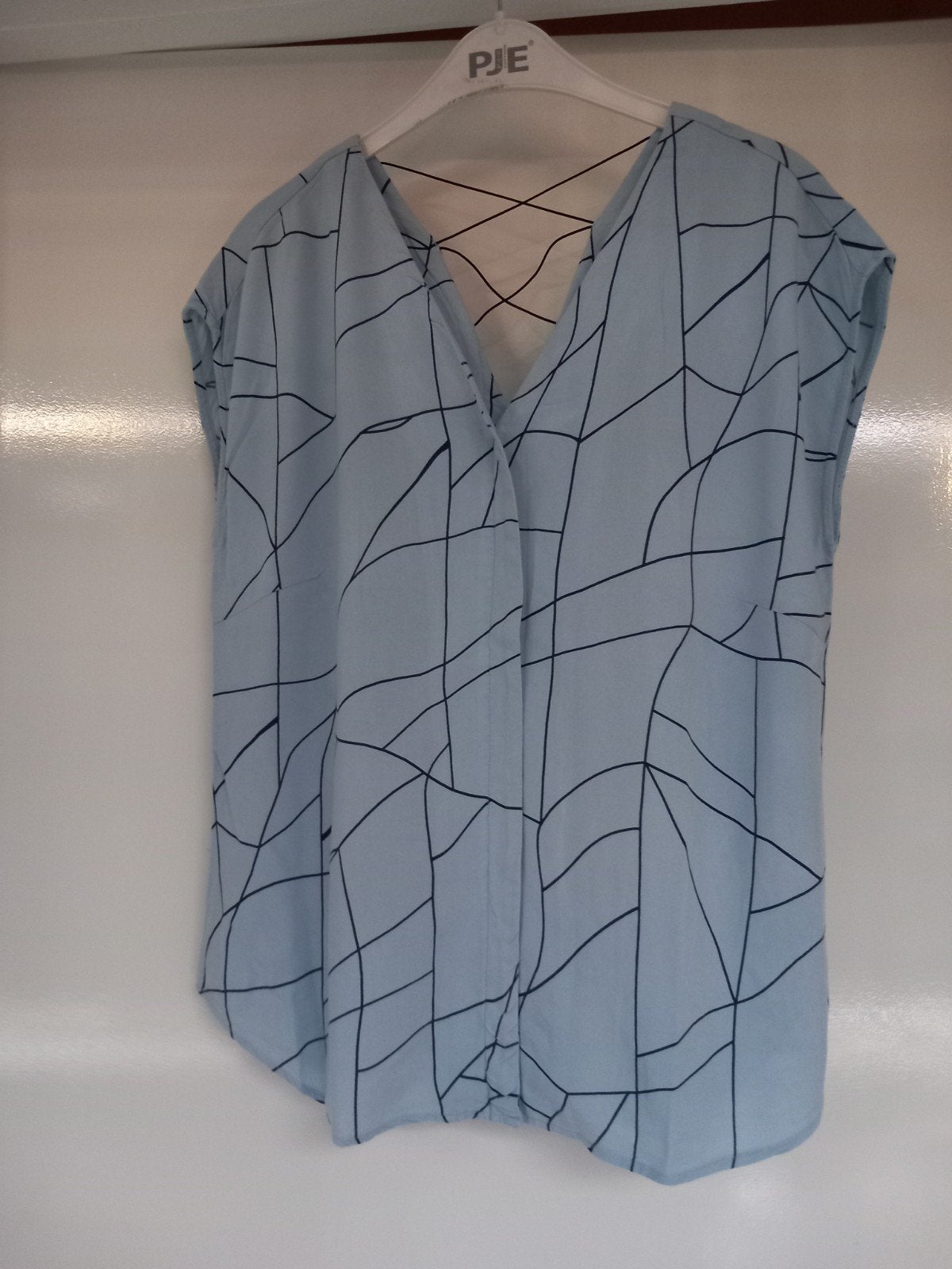 merk: Luxzuz maat 40 lichtblauw, Ophalen, Zo goed als nieuw, Maat 38/40 (M), Blauw