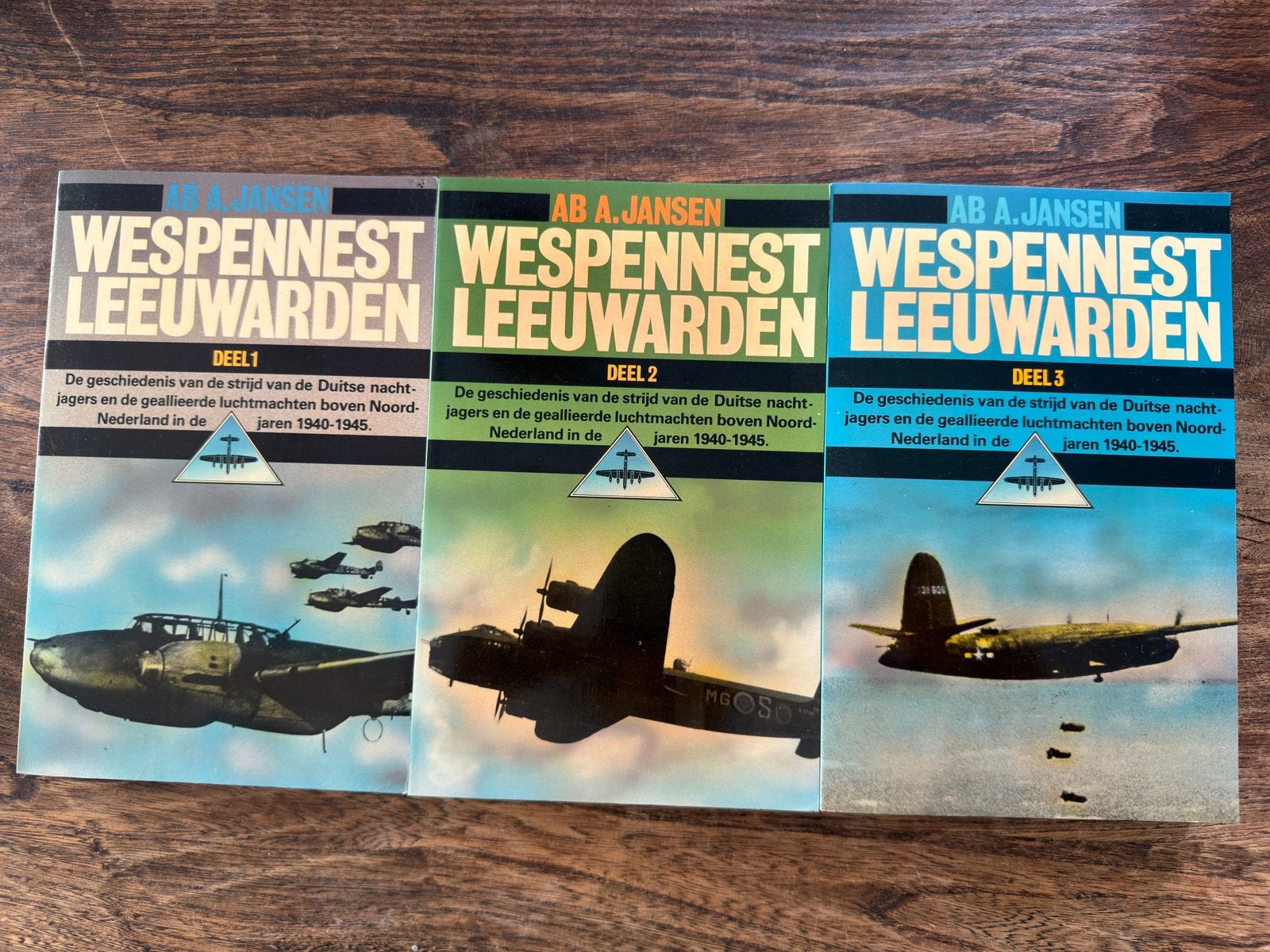 Wespennest Leeuwarden (3 delen) – Ab A. Jansen, Eén persoon