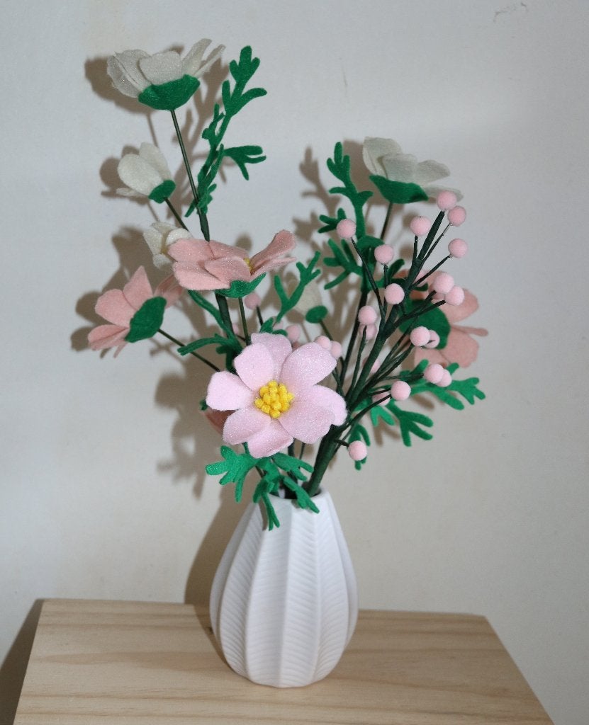 Bloemen van Vilt 05, Hobby en Vrije tijd, Ophalen of Verzenden, Nieuw, Los Vilt, Wolvilt