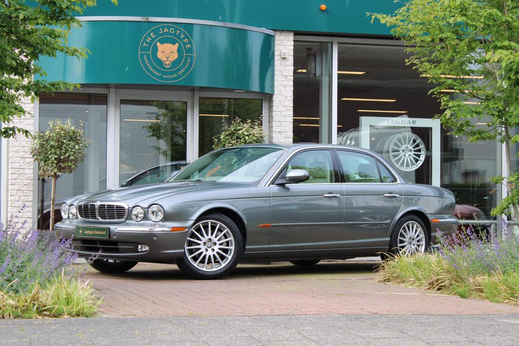 Jaguar XJ 4.2 V8 Executive, Auto's, Automaat, Achterwielaandrijving, Gebruikt, 8 cilinders