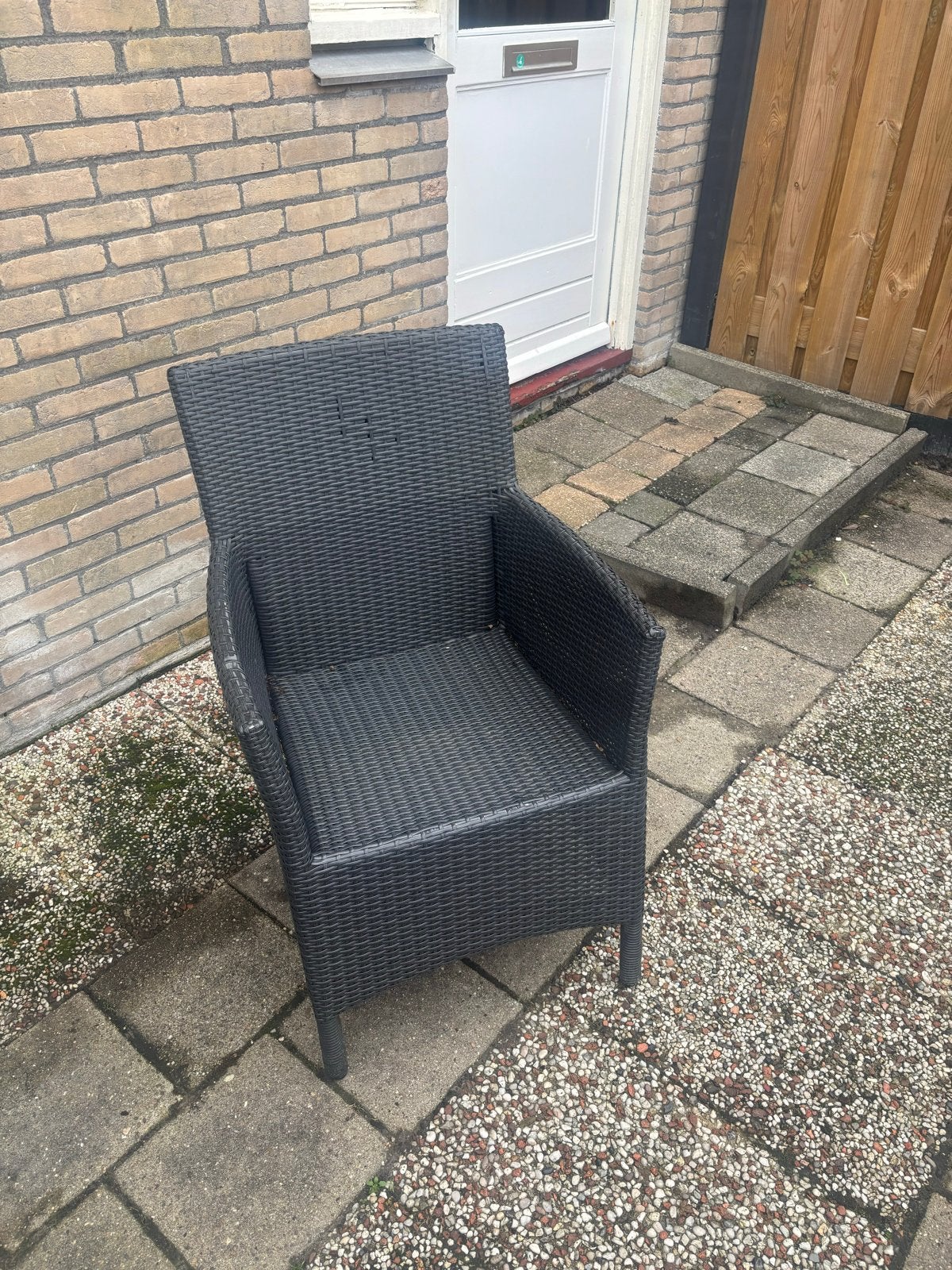 Zwarte tuinstoel van wicker, Tuin en Terras, Ophalen, Gebruikt, Kunststof