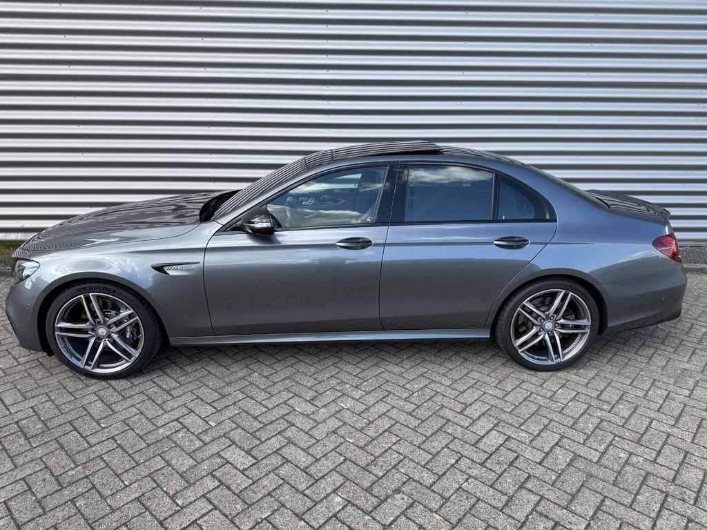 Mercedes-Benz E-klasse AMG E 63 4MATIC 1e Lak Pano Burmester, Auto's, Mercedes-Benz, Automaat, Gebruikt, Bedrijf, Vierwielaandrijving