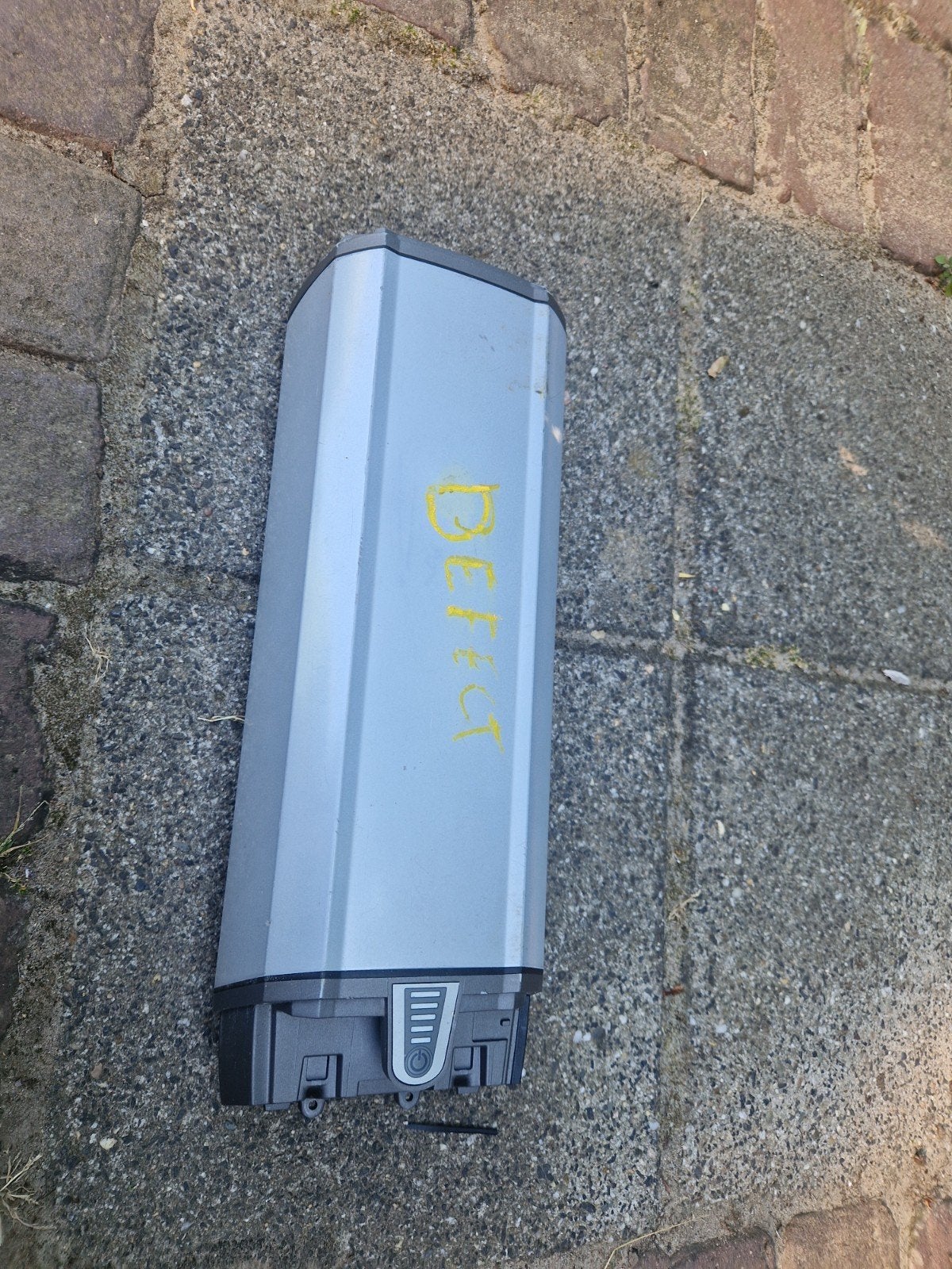 Defecte e-bike accu - voor onderdelen of reparatie, Ophalen of Verzenden, Gebruikt
